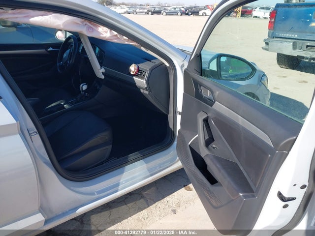 3VWC57BU0KM006918 Volkswagen Jetta 1.4t R-line/1.4t S/1.4t Se