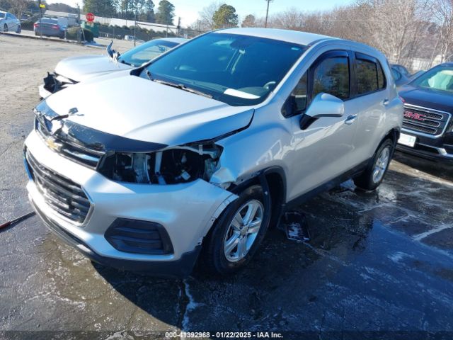 3GNCJKSBXLL209698 Chevrolet Trax Fwd Ls