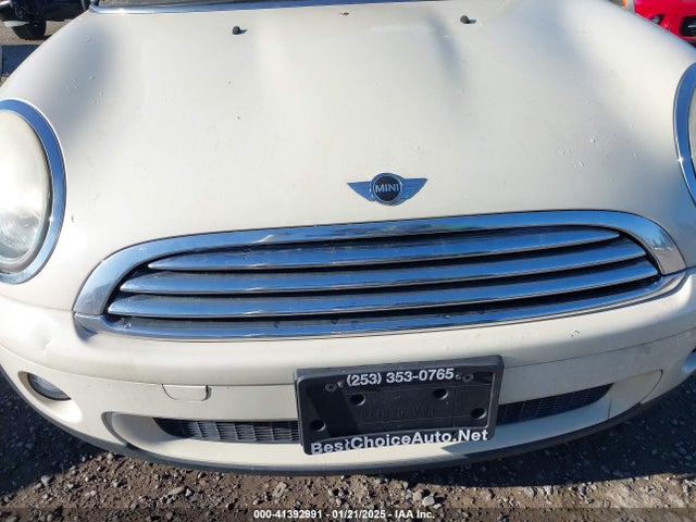 2008 MINI COOPER CLUBMAN WMWML33508TN66314 Photo 5