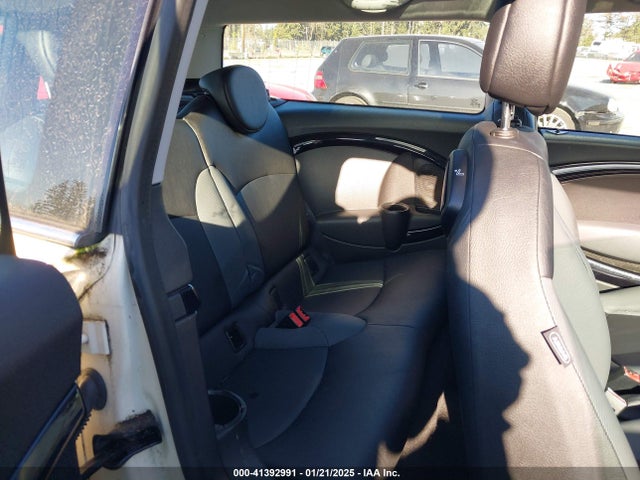 2008 MINI COOPER CLUBMAN WMWML33508TN66314 Photo 7