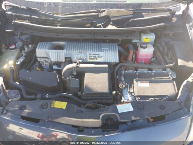 JTDKN3DU2F0425415 Toyota Prius Two