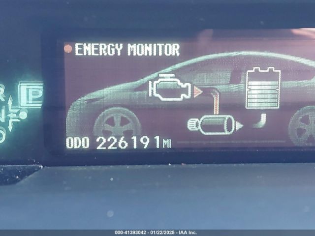JTDKN3DU2F0425415 Toyota Prius Two