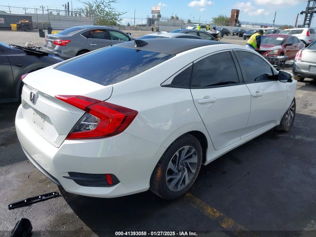 Honda CIVIC EX 2018 2HGFC2F7XJH574816 Image 4