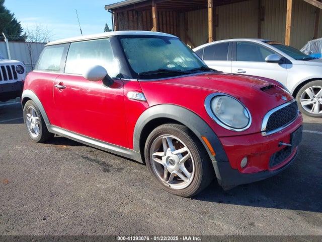 2010 MINI COOPER S WMWMF7C50ATZ69911 Photo 0