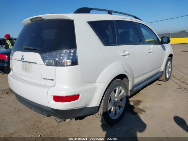 2013 MITSUBISHI OUTLANDER JA4AS3AW1DU007471 Photo 3