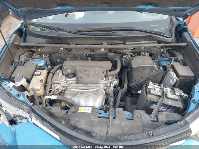 JTMWFREV0JJ734120 Toyota Rav4 Xle