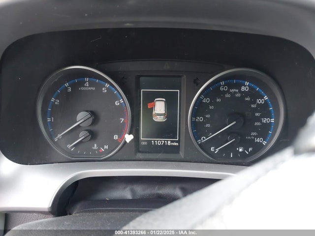 JTMWFREV0JJ734120 Toyota Rav4 Xle