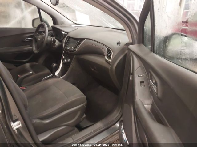3GNCJKSB3LL184322 Chevrolet Trax Fwd Ls