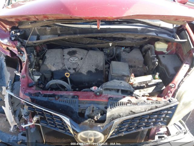 5TDXZ3DC4JS911408 Toyota Sienna Se 8 Passenger