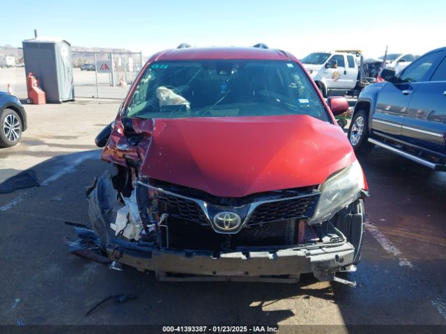 5TDXZ3DC4JS911408 Toyota Sienna Se 8 Passenger