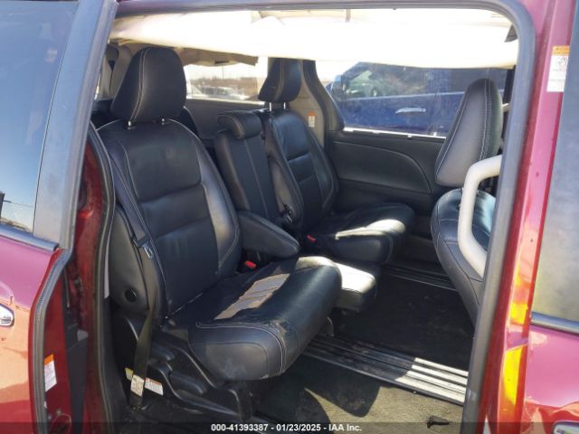 5TDXZ3DC4JS911408 Toyota Sienna Se 8 Passenger