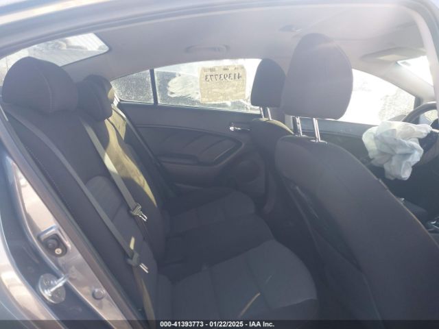 3KPFL4A71JE238162 KIA FORTE S