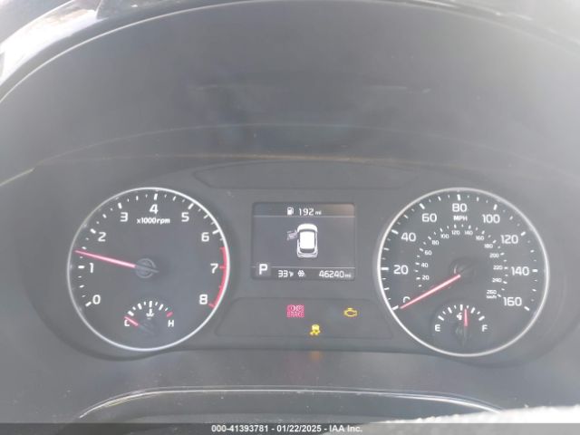 KNDEU2AA8P7435587 KIA SELTOS S
