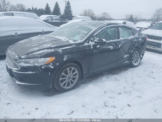 3FA6P0H70HR390123 Ford FUSION SE
