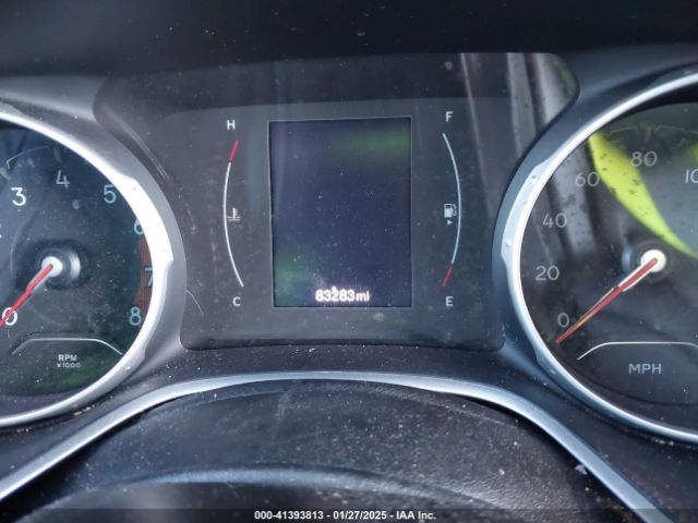 3C4NJDBB3JT402348 Jeep Compass Latitude 4x4