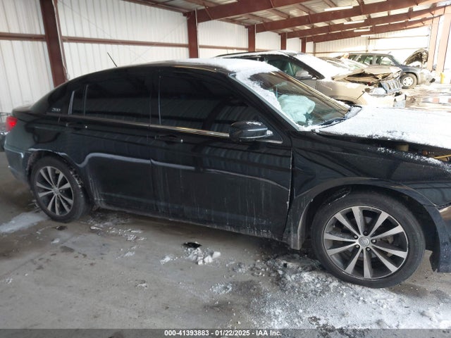 Chrysler 200 Limited 2014 1C3CCBCG4EN135635 Image 13