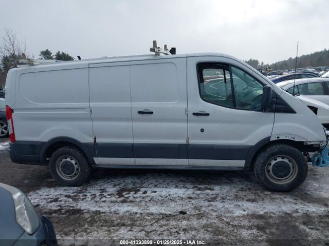 1FTNE1ZM4FKB32632 Ford Transit-150