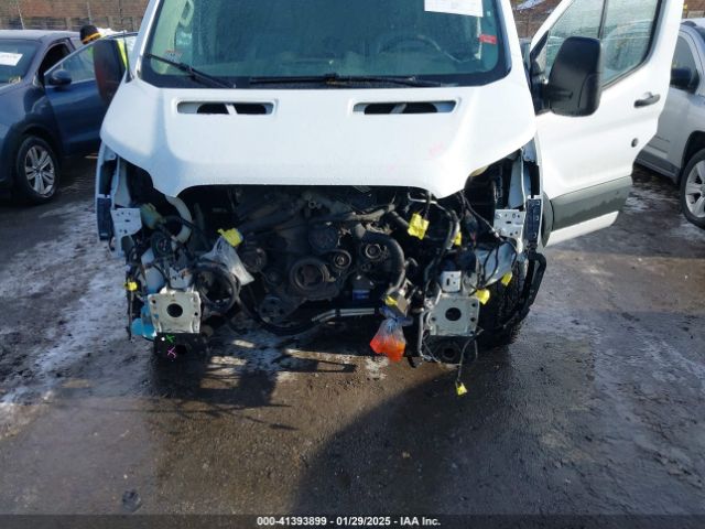 1FTNE1ZM4FKB32632 Ford Transit-150
