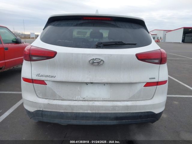 KM8J2CA41LU213551 Hyundai TUCSON SE