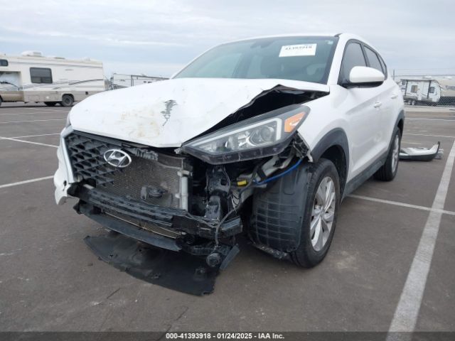 KM8J2CA41LU213551 Hyundai TUCSON SE