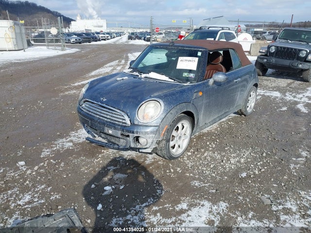 2010 MINI COOPER WMWMR3C50ATZ18845 Photo 1