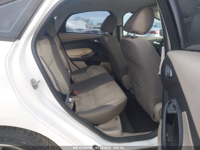 Ford FOCUS SE 2014 1FADP3F24EL458353 Image 8