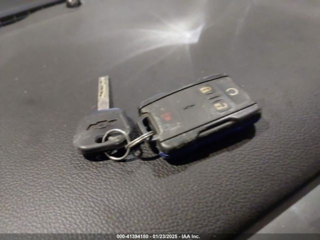 1GCVKREC0GZ164135 Chevrolet Silverado 1500 2lt