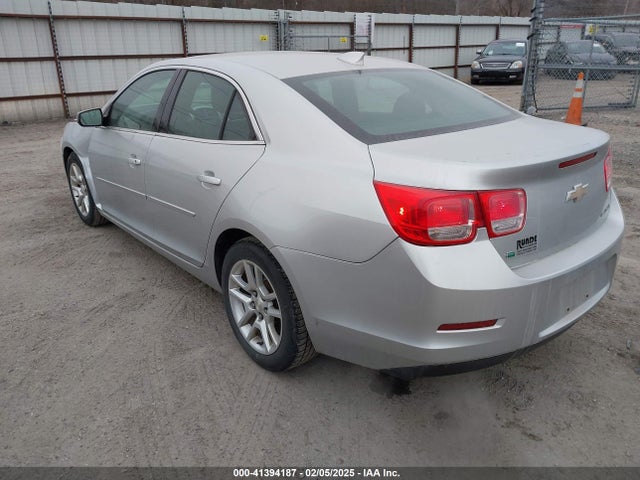 1G11C5SL2FF225096 Chevrolet MALIBU 1LT
