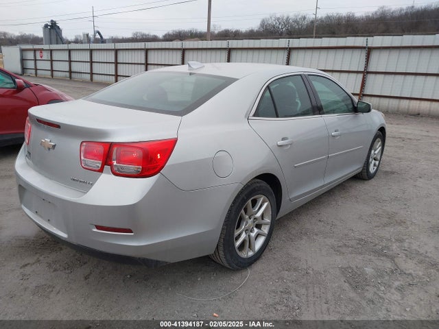 1G11C5SL2FF225096 Chevrolet MALIBU 1LT