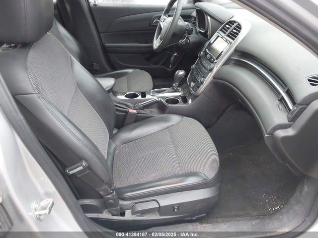 1G11C5SL2FF225096 Chevrolet MALIBU 1LT