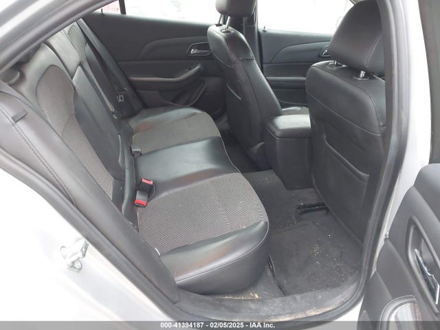 1G11C5SL2FF225096 Chevrolet MALIBU 1LT