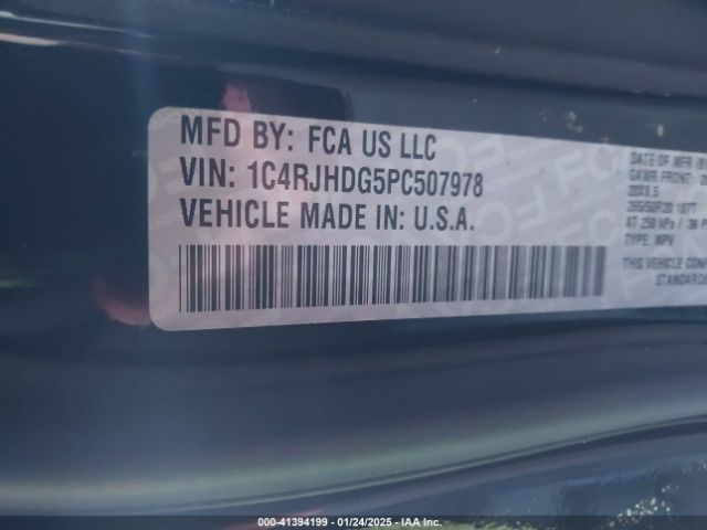 1C4RJHDG5PC507978 Jeep Grand Cherokee Overland 4x4