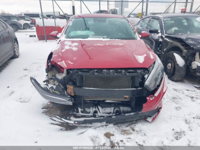 3KPF24ADXNE463565 KIA Forte Lxs