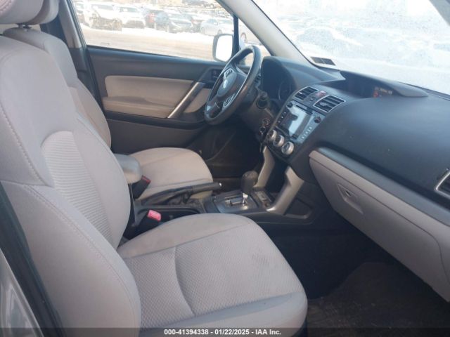 JF2SJAEC1HH567914 Subaru Forester 2.5i Premium