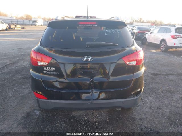 KM8JU3AG6FU116497 Hyundai TUCSON SE