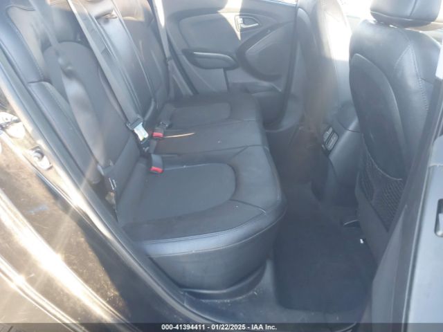 KM8JU3AG6FU116497 Hyundai TUCSON SE