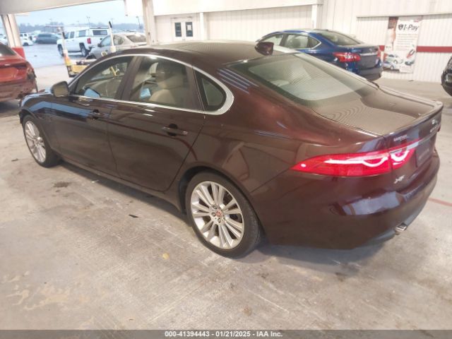 2020 JAGUAR XF SAJBD4FXXLCY84820 Photo 2