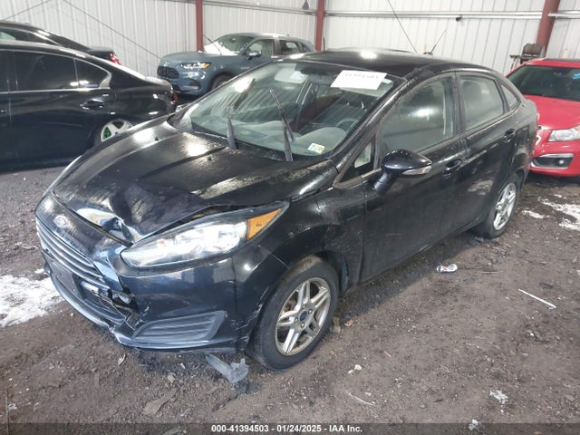 Ford FIESTA SE 2019 3FADP4BJ8KM128387 Image 2