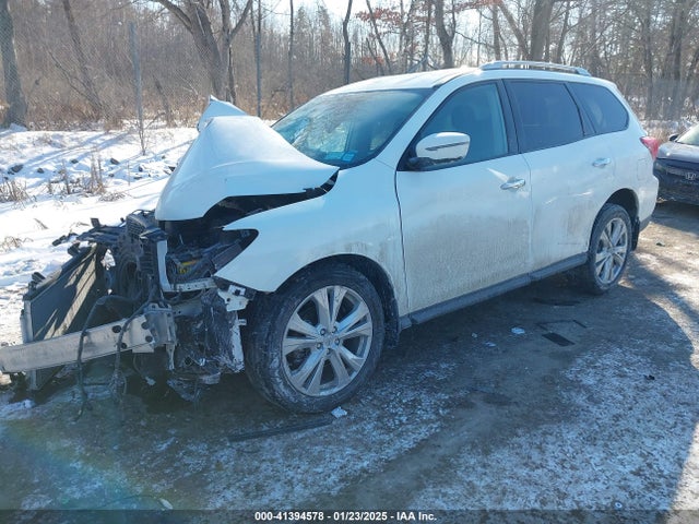 5N1DR2MM2JC613054 Nissan Pathfinder Sv