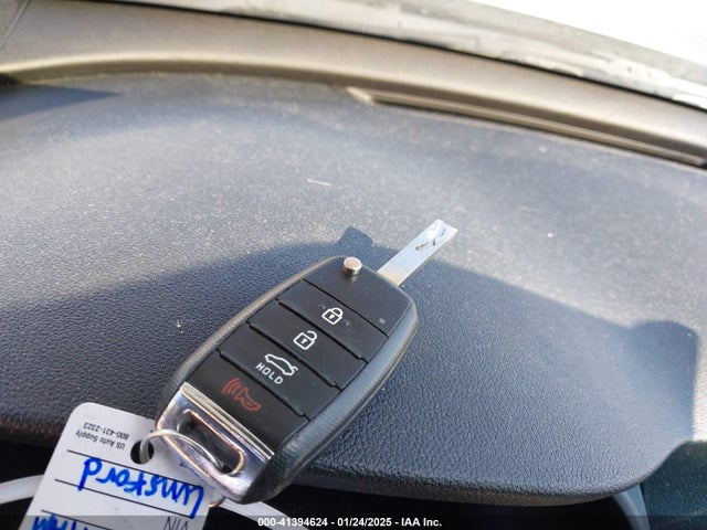 5XXGT4L3XJG201472 KIA Optima Lx