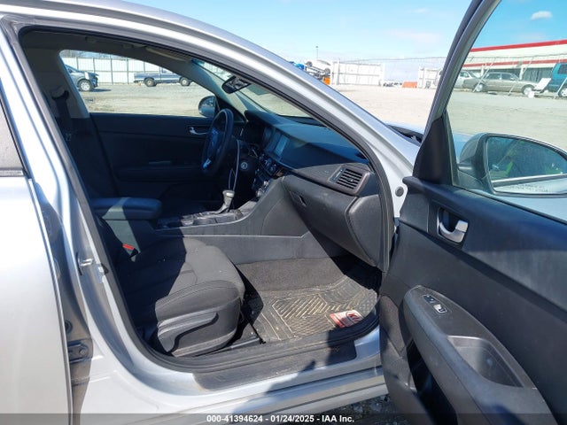 5XXGT4L3XJG201472 KIA Optima Lx