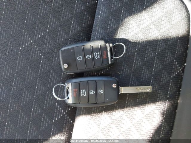 3KPA24AD3PE569174 KIA RIO S