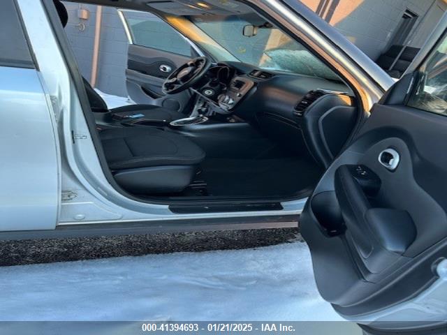 KIA SOUL + 2014 KNDJP2A54E7710660 Image 5