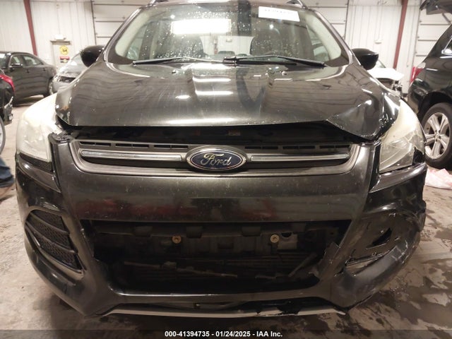 1FMCU9G9XEUD67400 Ford ESCAPE SE