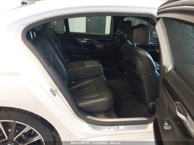2022 BMW 750 WBA7U2C02NCG79415 Photo 7