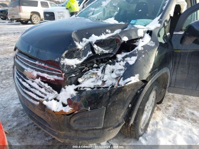 KL7CJRSB3FB067425 Chevrolet Trax Lt