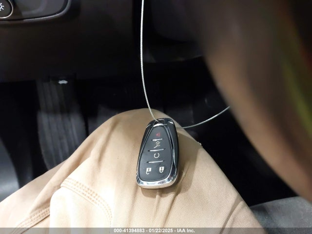 3GNAXUEV8KS657434 Chevrolet EQUINOX LT