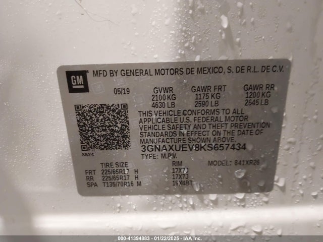 3GNAXUEV8KS657434 Chevrolet EQUINOX LT