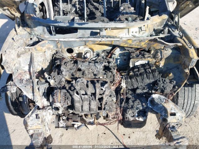 KNDJP3A56J7553188 KIA SOUL +