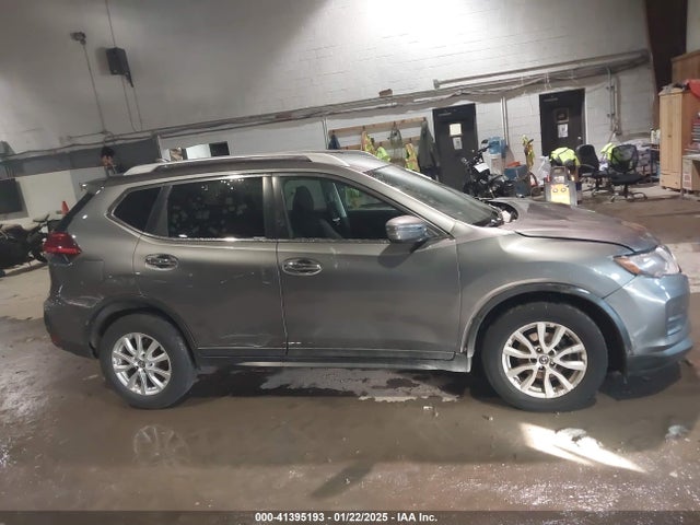 Nissan ROGUE SV 2017 5N1AT2MV9HC779398 Image 13